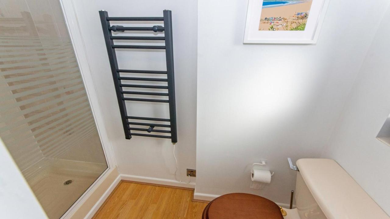 Oceanside Croyde, Scandi Inspired Cottage Close To Croyde Beach - Sleeps 6 Exterior foto